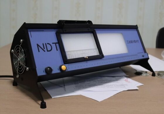 2 برابر ذره بین و لامپ LED مهره ای نمایشگر فیلم اشعه ایکس با پدال پا