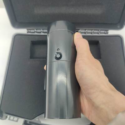 کالیبراتور لرزش برای کالیبراسیون مبدل‌های لرزش کوچک