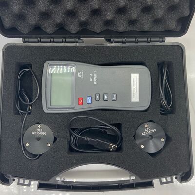 دستگاه اندازه گیری شدت اشعه ماوراء بنفش پرتو سنج UV-A با دقت بالا UV365 UV420