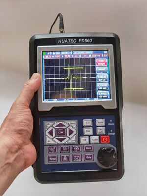 ردیاب عیوب اولتراسونیک دیجیتال قابل حمل HUATEC FD560 با حساسیت 120dB و حفاظت IP65 برای تست NDT