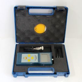 تست کننده لرزش چند وظیفایی برای خواندن دقیق 10Hz تا 1KHz 10Hz تا 10KHz 0.1-200m / s شاخص باتری کم